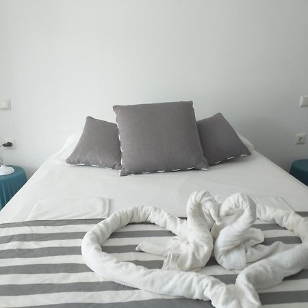 Kapahi Seaview Hotel Apartments Potos Room photo