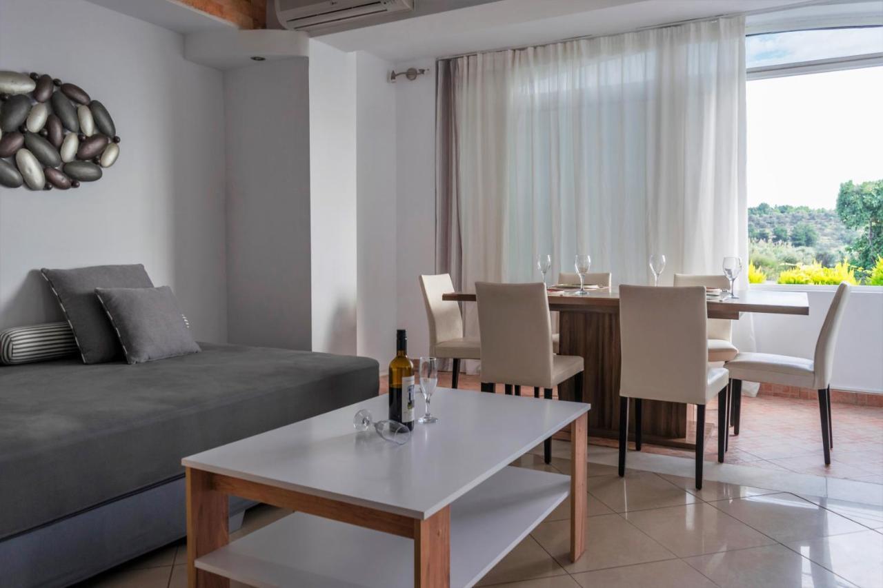 Kapahi Seaview Hotel Apartments Potos Exterior photo